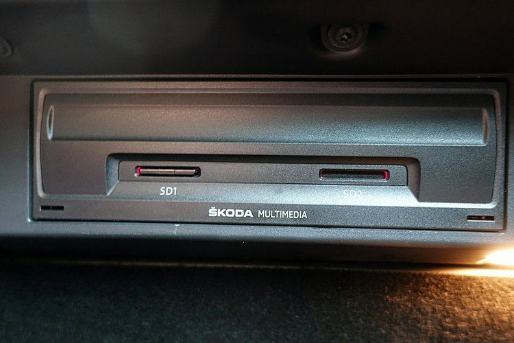 Skoda Kodiaq 7-OSÓB 4x4 DSG 190KM Navi+ACC+LED+Kamera Gwarancja 1WŁ. Kraj Bezwypadk 4x2 zdjęcie 22