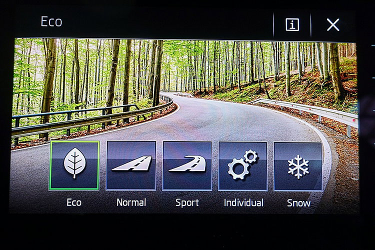 Skoda Kodiaq 7-OSÓB 4x4 DSG 190KM Navi+ACC+LED+Kamera Gwarancja 1WŁ. Kraj Bezwypadk 4x2 zdjęcie 41