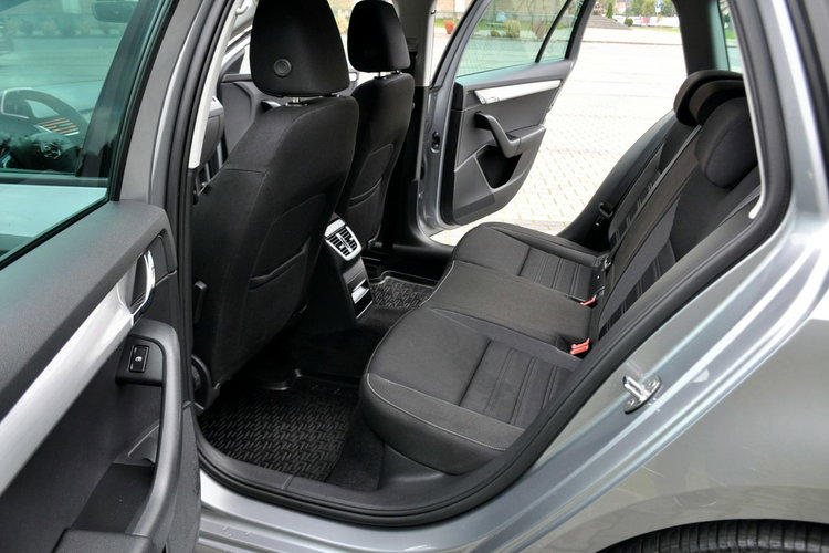 Octavia 1.6TDI(115KM) Led Radar Navi Welur Reling I Właściciel Alu17"ASO Skoda zdjęcie 20