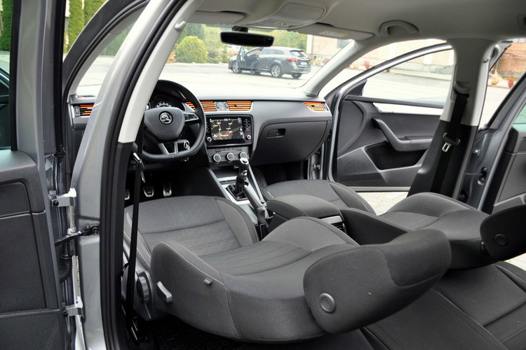 Octavia 1.6TDI(115KM) Led Radar Navi Welur Reling I Właściciel Alu17"ASO Skoda zdjęcie 27