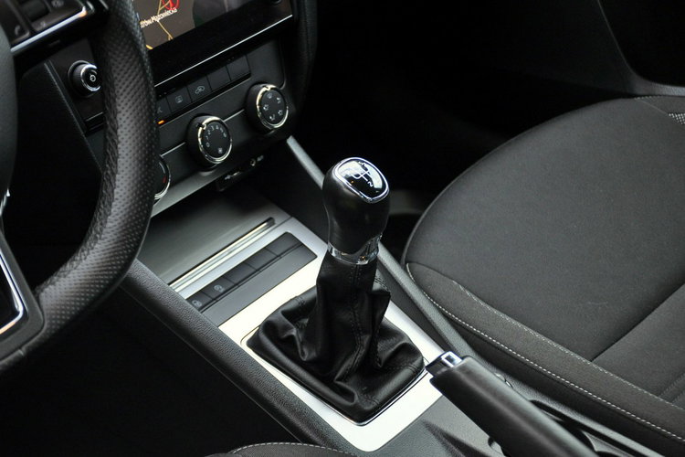 Octavia 1.6TDI(115KM) Led Radar Navi Welur Reling I Właściciel Alu17"ASO Skoda zdjęcie 34