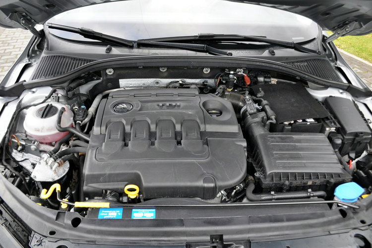 Octavia 1.6TDI(115KM) Led Radar Navi Welur Reling I Właściciel Alu17"ASO Skoda zdjęcie 38
