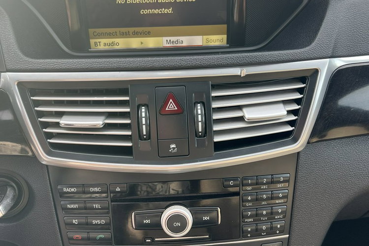 E 350 MERCEDES-BENZ E 350 W212 zdjęcie 24