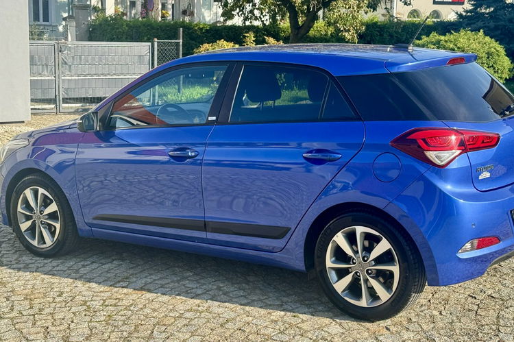 Hyundai i20 1.25 Benzyna 85KM z Niemiec wersja PASSION Kamera, Navi, Led - Full zdjęcie 7