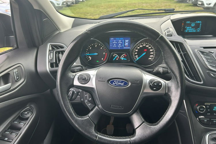 Ford Kuga 4x4 zdjęcie 12