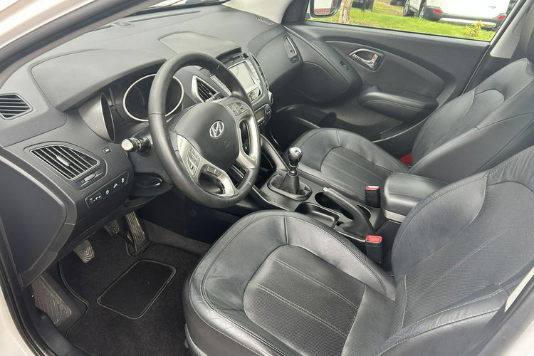Hyundai ix35 zdjęcie 9