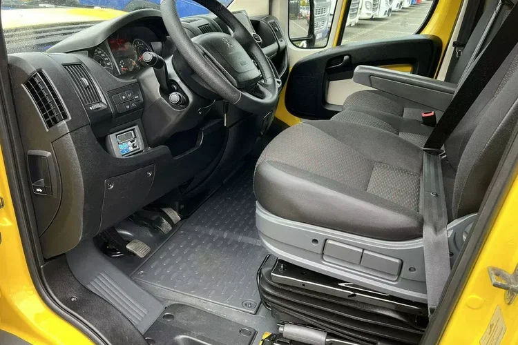 Peugeot Boxer zdjęcie 15