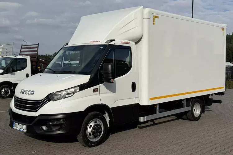 Iveco Daily 35C16 V zdjęcie 3