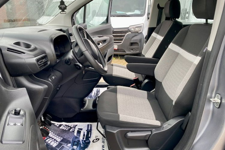 Citroen Berlingo SALON PL / 25 tys.km / 5 OSÓB / 2 x boczne drzwi / Gwarancja zdjęcie 8