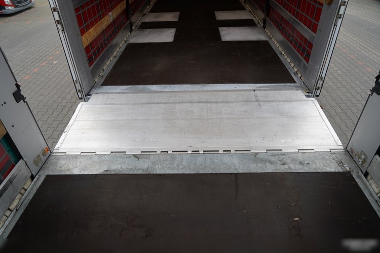 Volvo FH 460 / ZESTAW TANDEM / 120 M3 / PRZEJAZDOWY / I-SAVE / KLIMA POSTOJOWA / OŚ PODNOSZONA SKRĘTNA / WIELTON / PLANDEKA ZBROJONA  6x2 zdjęcie 25