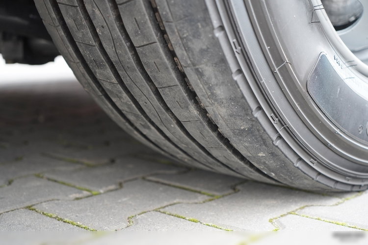 Volvo FH 460 / ZESTAW TANDEM / 120 M3 / PRZEJAZDOWY / I-SAVE / KLIMA POSTOJOWA / OŚ PODNOSZONA SKRĘTNA / WIELTON / PLANDEKA ZBROJONA  6x2 zdjęcie 31