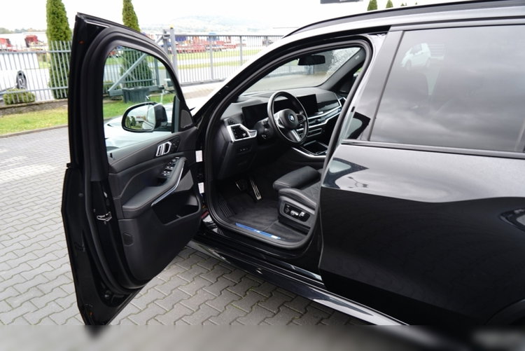 BMW X5 / xDrive / M pakiet / Salon Polska / 24 tys.km. zdjęcie 32