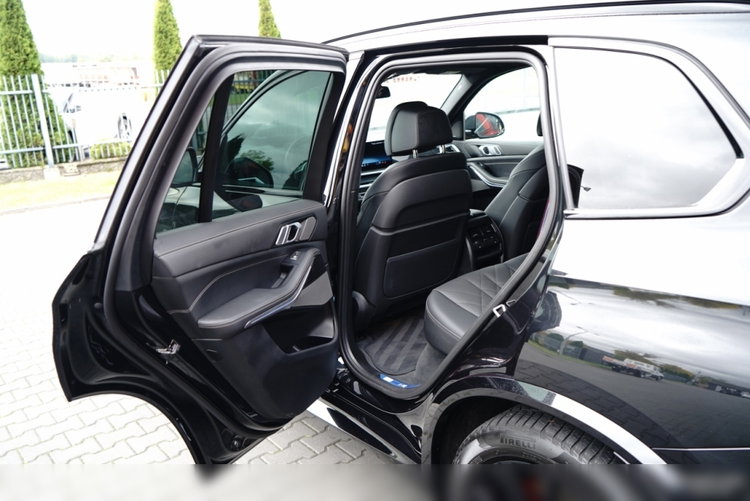 BMW X5 / xDrive / M pakiet / Salon Polska / 24 tys.km. zdjęcie 48