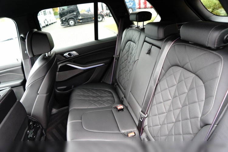 BMW X5 / xDrive / M pakiet / Salon Polska / 24 tys.km. zdjęcie 50