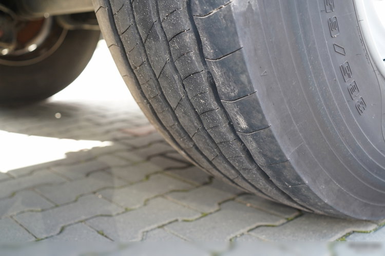 Krone FIRANKA / KOSZ NA PALETY / 2 OSIE PODNOSZONE / 2024 ROK / SPROWADZONA zdjęcie 22