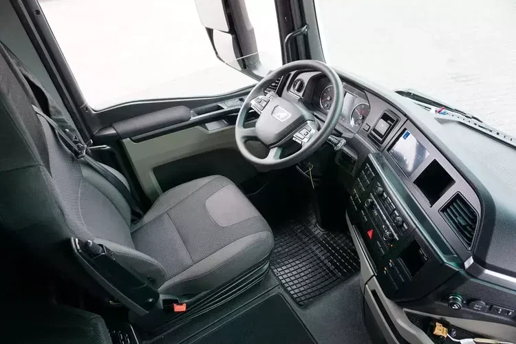 MAN TGX / 18.470 / E 6 / GM / ZESTAW PRZEJAZDOWY 120 M3 / ŁAD. 14 815 KG / RETARDER zdjęcie 13
