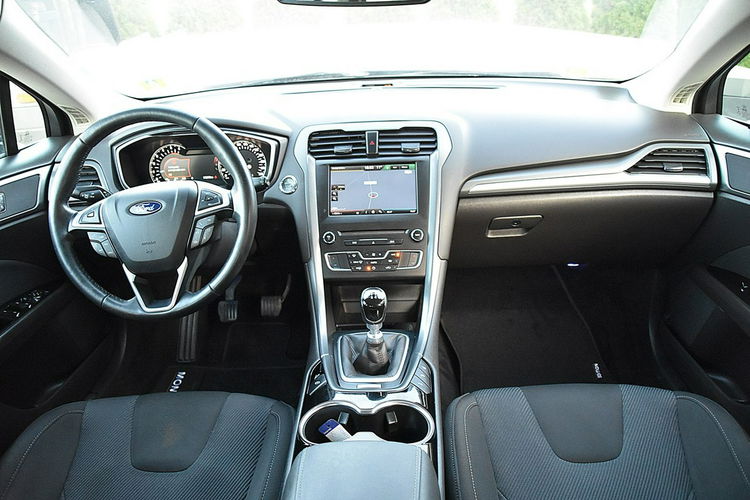 Ford Mondeo Titanium Alu Navi Gwarancja zdjęcie 13