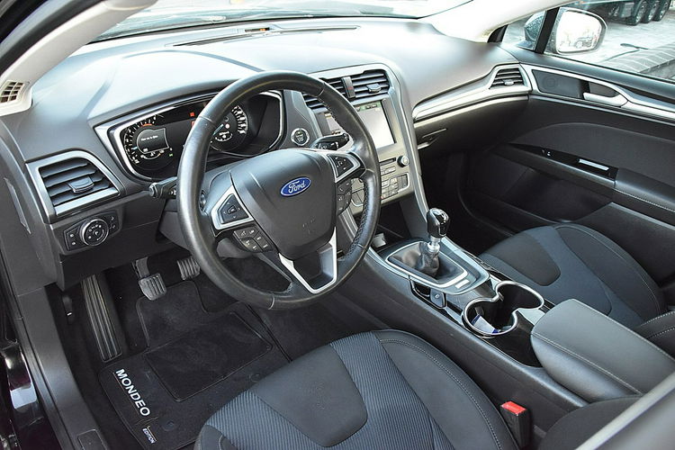 Ford Mondeo Titanium Alu Navi Gwarancja zdjęcie 5