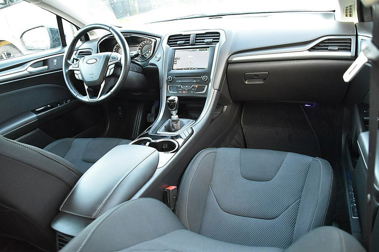Ford Mondeo Titanium Alu Navi Gwarancja zdjęcie 6
