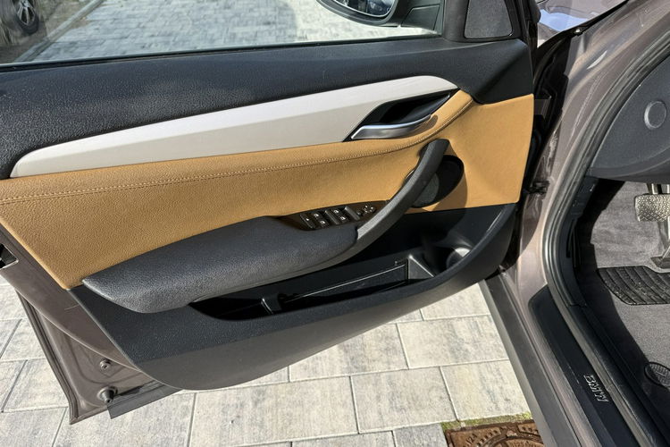 BMW X1 NOWY ROZRZĄD zadbane serwisowane bezwypadkowe zdjęcie 30