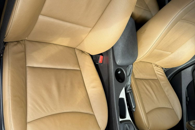 BMW X1 NOWY ROZRZĄD zadbane serwisowane bezwypadkowe zdjęcie 35