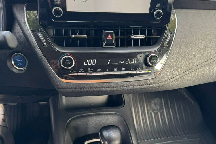 Toyota Corolla 1.8HSD LPG 122KM Bezwypadkowy Bardzo ładna Vat 23% zdjęcie 17