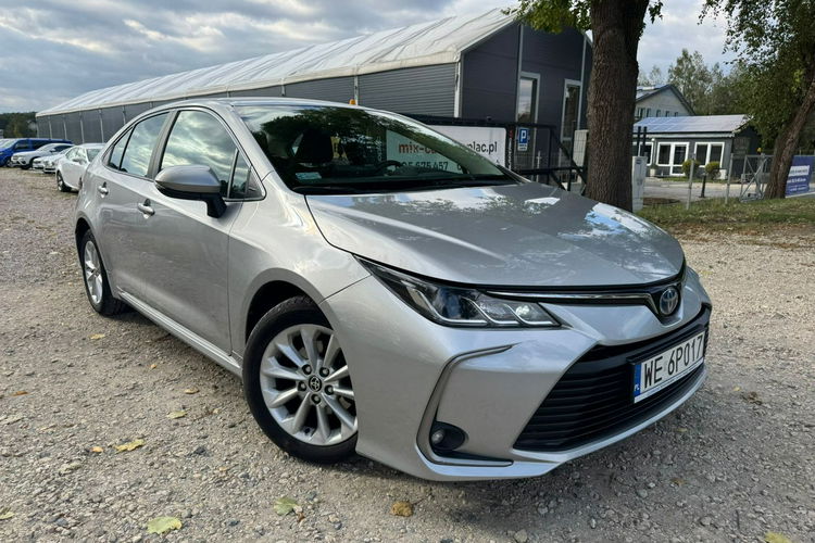 Toyota Corolla 1.8HSD LPG 122KM Bezwypadkowy Bardzo ładna Vat 23% zdjęcie 3