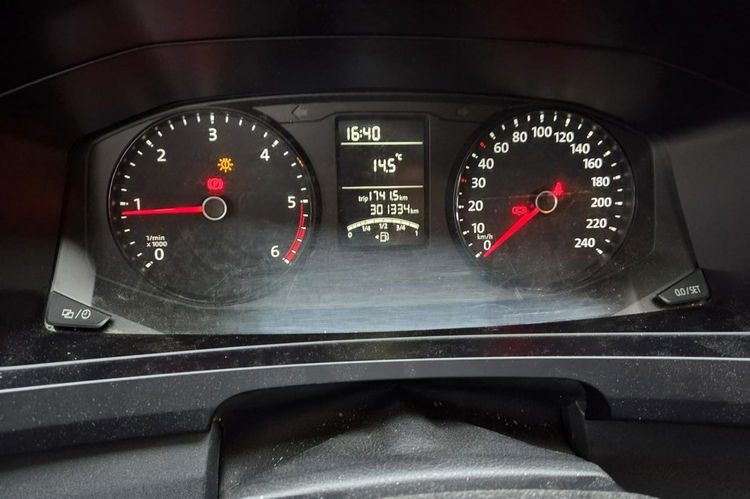 Volkswagen Transporter 2.0 Tdi 9 osób Long 2xnawiewy bezwypadkowy zdjęcie 17