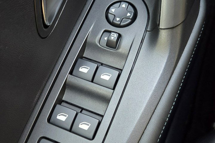 Peugeot 2008 1.2 ALLURE FV 23% Ast. Pasa Kamera 360 Navi Skóra PDC Super Stan zdjęcie 18