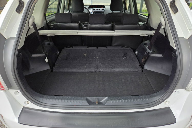 Toyota Prius+ 1.8 HSD 136KM Skóra 7 osób Full LED Kamera Serwis zdjęcie 8