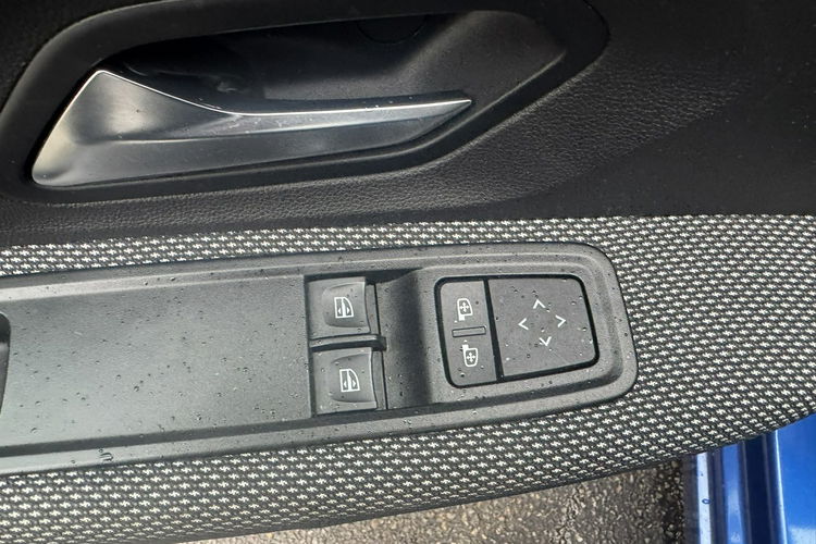 Dacia Sandero Klimatyzacja, LED, Kamera cofania, PDC 2x zdjęcie 15