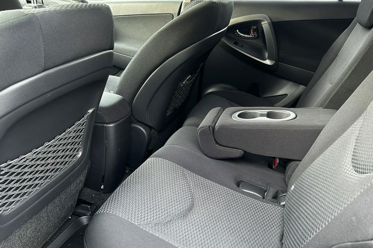 Toyota RAV-4 2.0 Ben/Gaz AWD Zadbana 2 Właścicieli zdjęcie 11