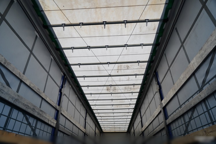 Wielton / FIRANKA / STANDARD / OŚ PODNOSZONA / PLANDEKA ZBROJONA zdjęcie 17