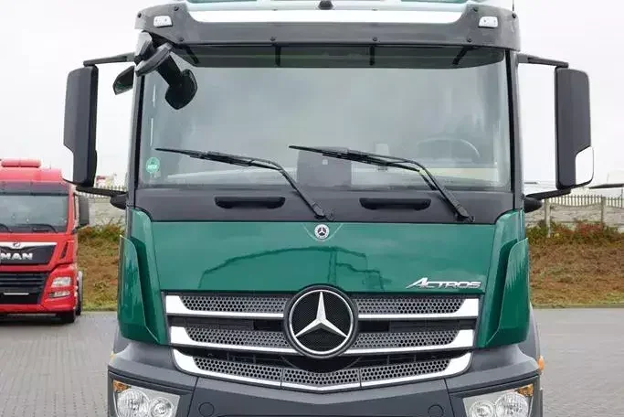 Mercedes / 1833 / E 6 / BDF + WINDA / 7.15 , 7.45, 7.82 M / ŁAD. 9 610 KG zdjęcie 15