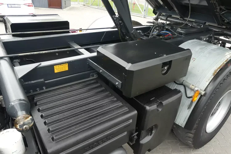 Volvo FE 320 / WYWROTKA + HDS HIAB 122 SKŁADANY W Z / zdjęcie 17