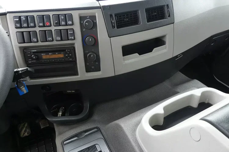 Volvo FE 320 / WYWROTKA + HDS HIAB 122 SKŁADANY W Z / zdjęcie 26