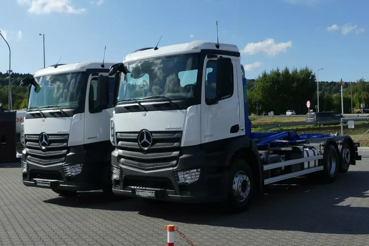 Mercedes ANTOS 2540 / 6x2 / HAKOWIEC 20t / EURO 6 / NISKI PRZEBIEG / zdjęcie 10