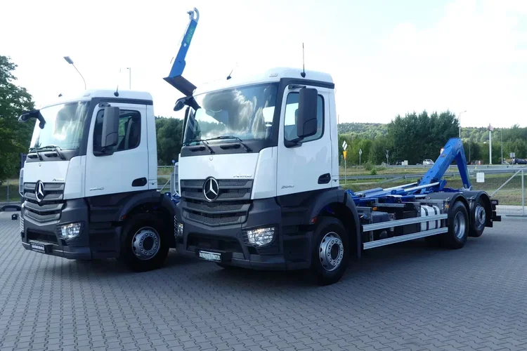 Mercedes ANTOS 2540 / 6x2 / HAKOWIEC 20t / EURO 6 / NISKI PRZEBIEG / zdjęcie 3
