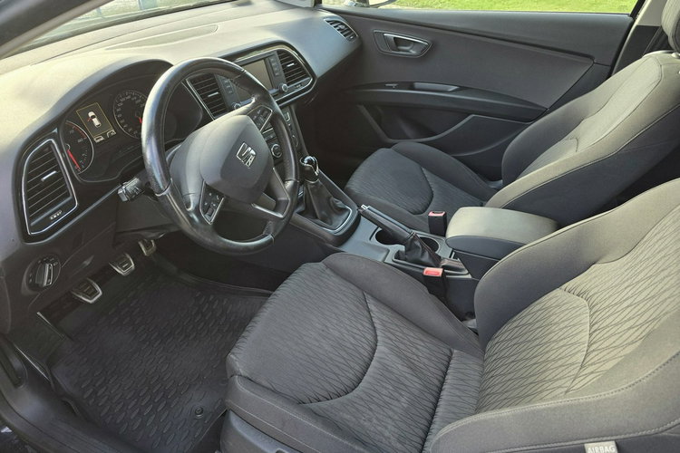 Seat Leon Reflektory Martix, klimatronik, wersja coupe zdjęcie 10