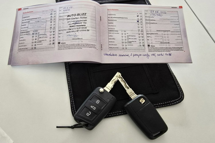 Seat Leon Reflektory Martix, klimatronik, wersja coupe zdjęcie 17