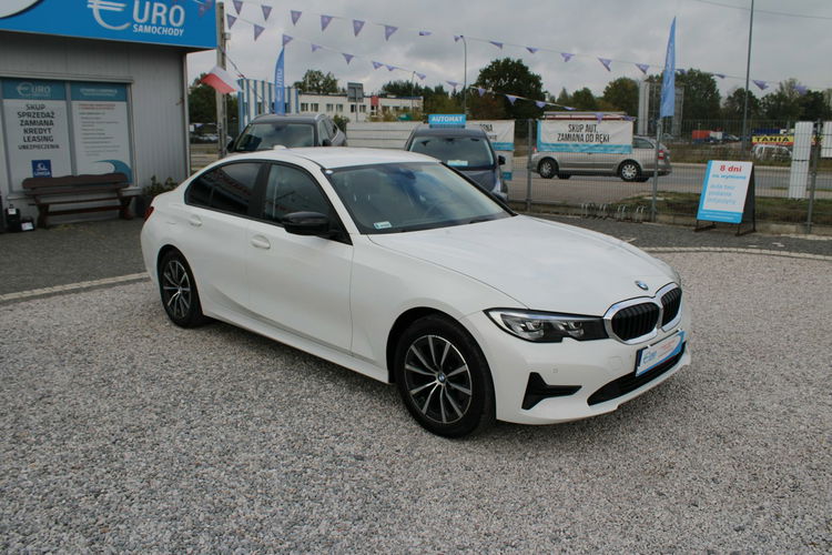 BMW 318 Salon Polska Gwarancja Grzane fotele zdjęcie 3