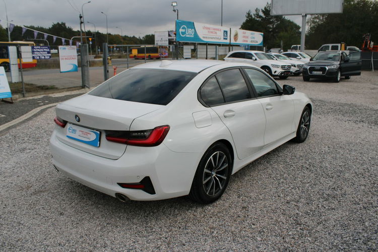 BMW 318 Salon Polska Gwarancja Grzane fotele zdjęcie 5