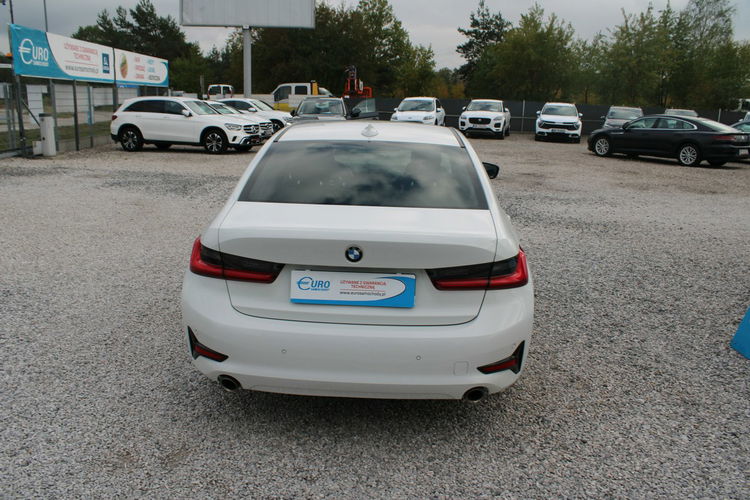 BMW 318 Salon Polska Gwarancja Grzane fotele zdjęcie 6