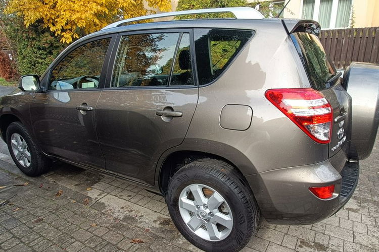 Toyota RAV-4 2.0 , I właściciel, mały przebieg, bezwypadkowy, krajowy zdjęcie 3