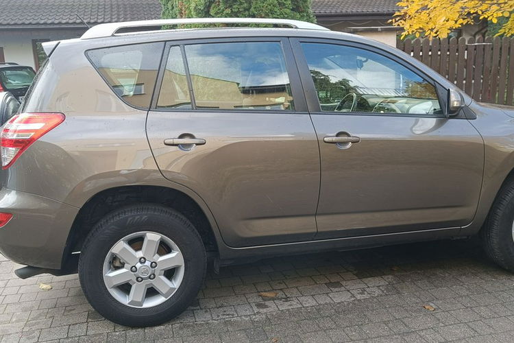 Toyota RAV-4 2.0 , I właściciel, mały przebieg, bezwypadkowy, krajowy zdjęcie 7
