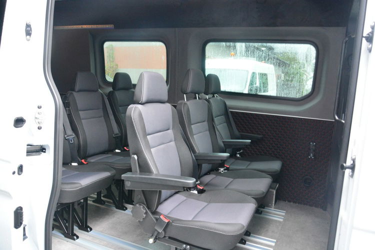 Renault Master max 9 osobowy 2025r nowy 2lata gwarancji 170KM zdjęcie 6