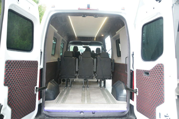 Renault Master max 9 osobowy 2025r nowy 2lata gwarancji 170KM zdjęcie 9