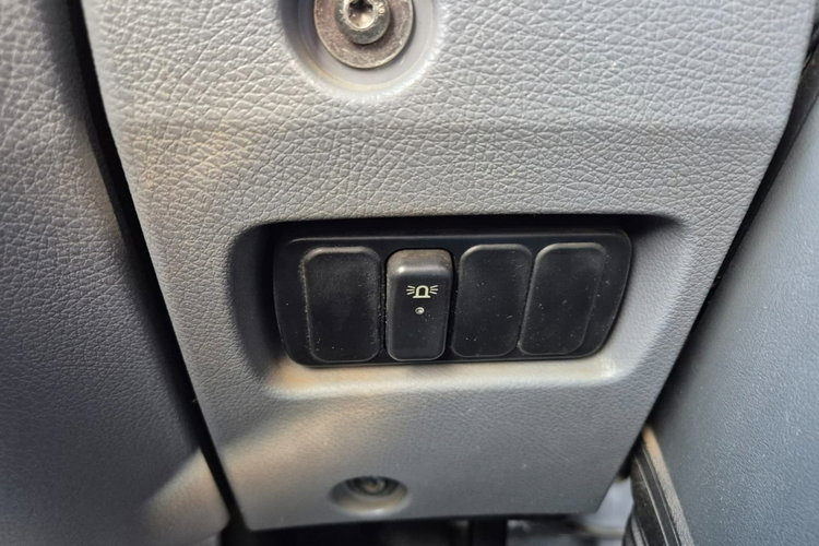 Atego 918 4X4 / ZWYŻKA Mercedes-Benz Atego 918 / 4X4 / ZWYŻKA / MAX 18M / 200KG ŁADOWNOŚĆ zdjęcie 31