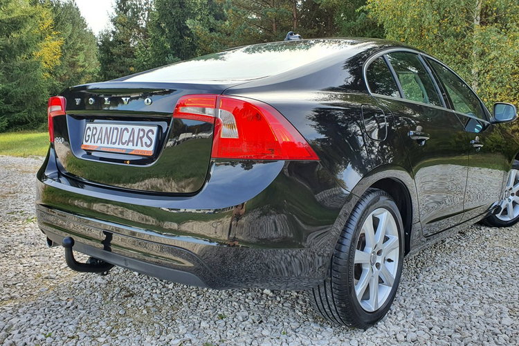 Volvo S60 2.0 D3 150KM # Momentum # NAVI # Automat # Skóra # Pełna Dokumentacja zdjęcie 2