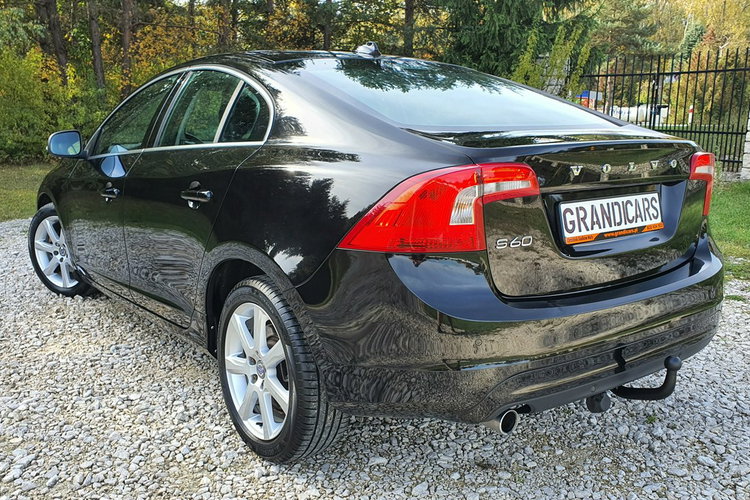 Volvo S60 2.0 D3 150KM # Momentum # NAVI # Automat # Skóra # Pełna Dokumentacja zdjęcie 4